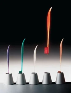 Philippe Starck, Architecte et Designer, brosse à dent