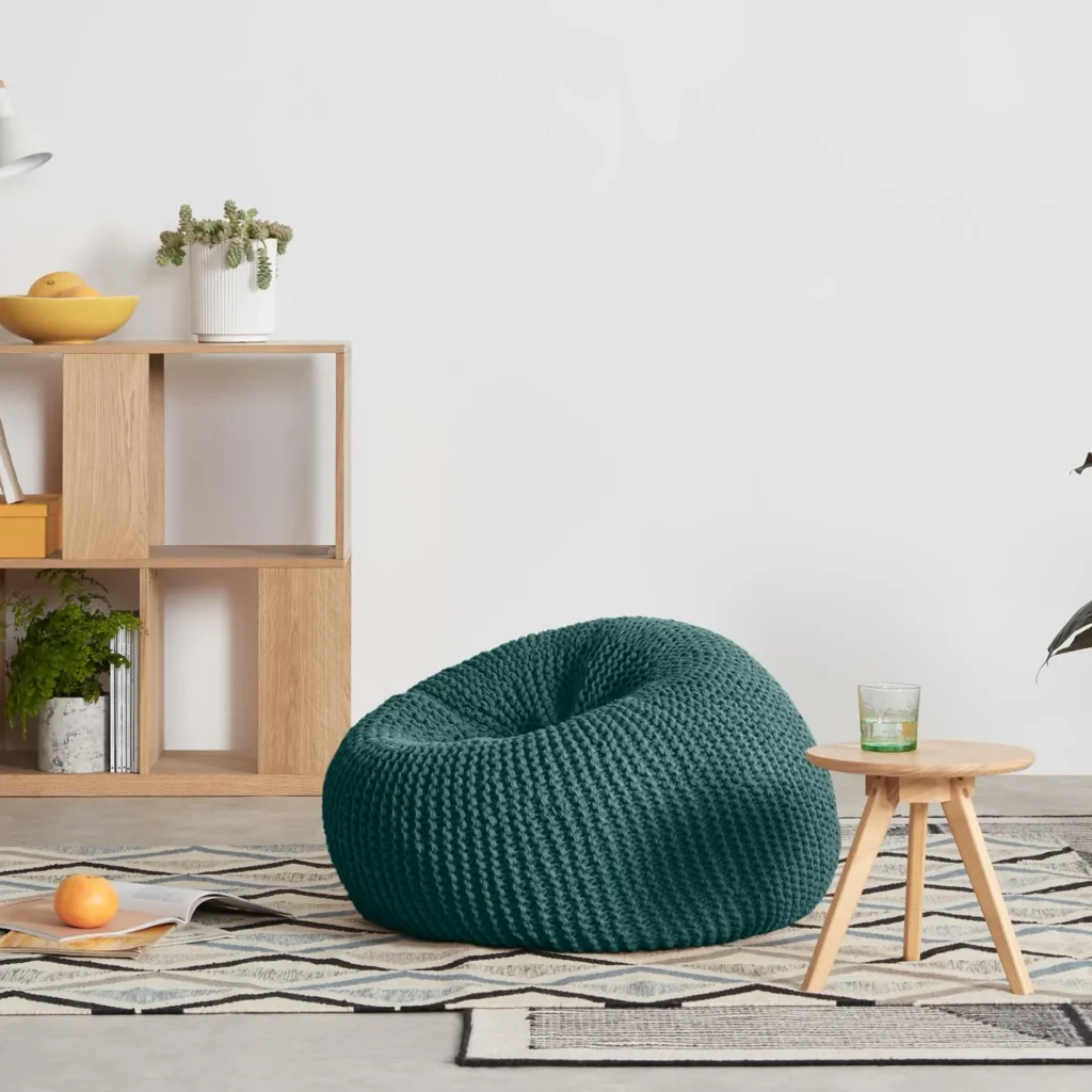 Pouf tricoté Made.com