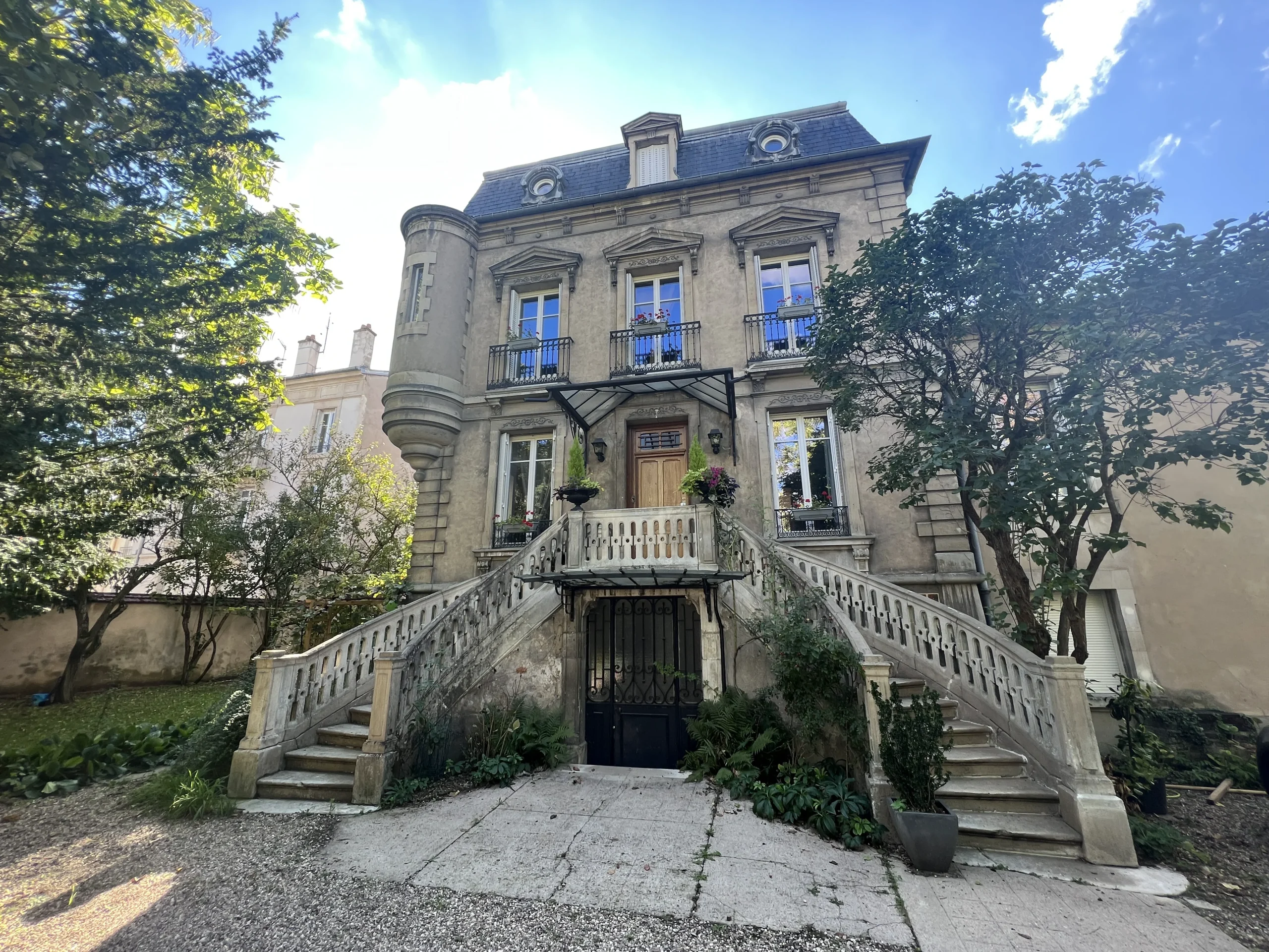 Rénovation clé en main à Bordeaux : prix, garanties et étapes