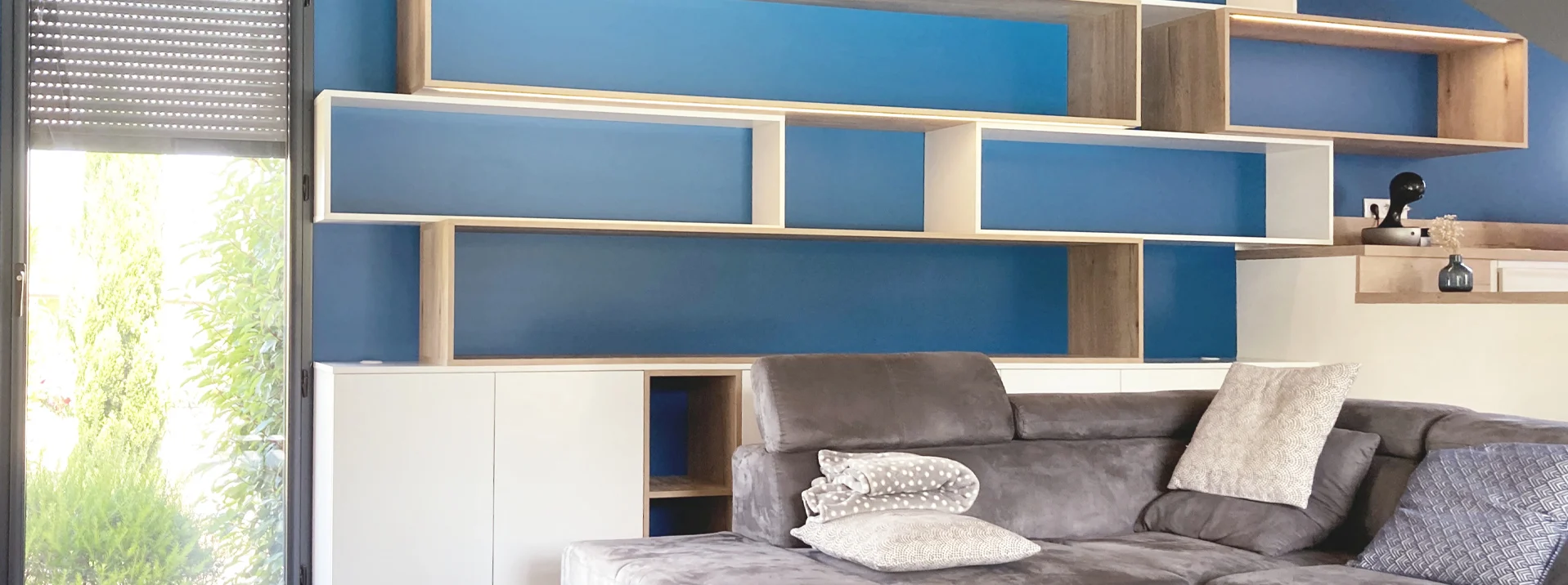 Rénovation d'un salon avec création de rangements sur mesure, Notes de StylesArchitecte d’intérieur Dinard (35, Ille-et-Vilaine)